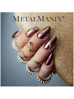 Metal Manix® Chameleon Alien